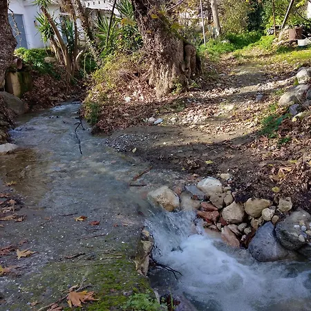 Kır Evi Aggelina *