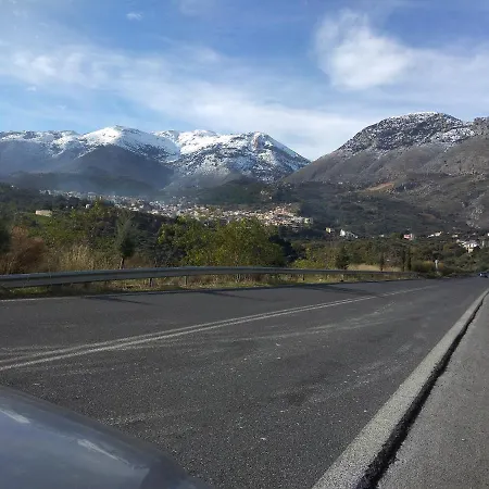 Aggelina Kır Evi